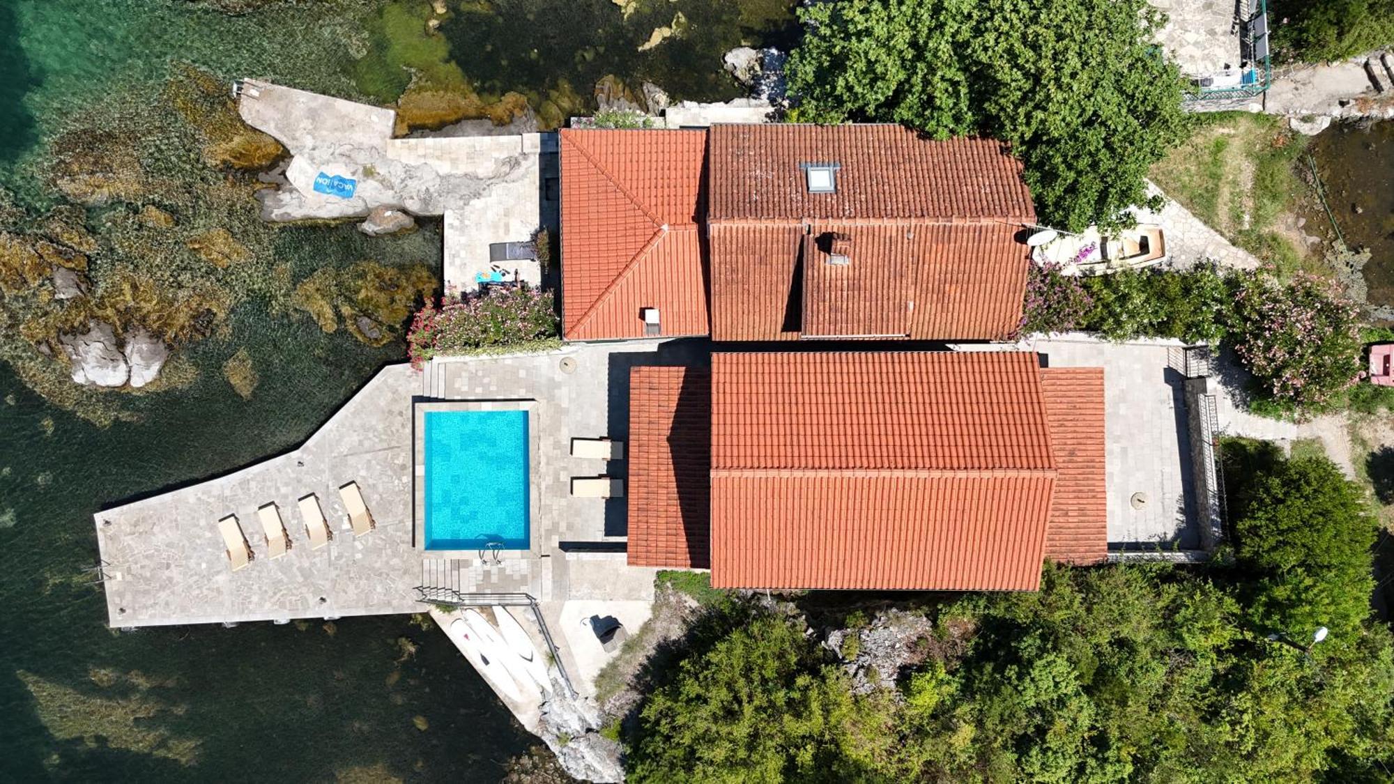 Apartments Kovinic Тиват Экстерьер фото