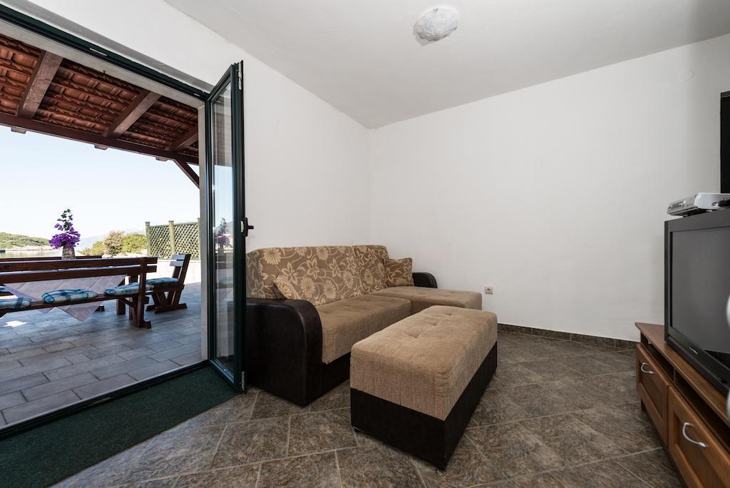 Apartments Kovinic Тиват Номер фото