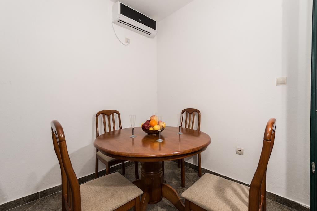 Apartments Kovinic Тиват Номер фото