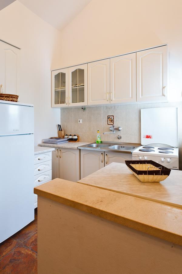 Apartments Kovinic Тиват Экстерьер фото